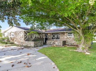 2253 Hama Dr, Holiday, FL 34691