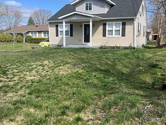 3rd image of 17532 Cedar Lawn Dr