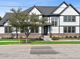 625 S Linden Ave, Elmhurst, IL 60126
