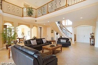 5th image of 2114 SW 51st St
