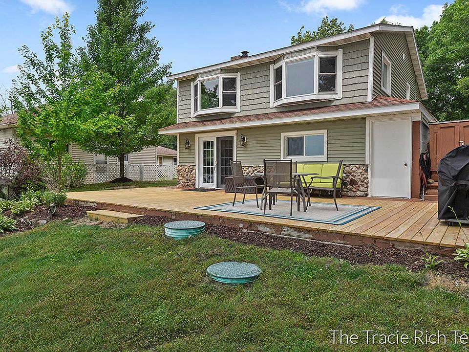 1st image of 5783 Caroline Dr