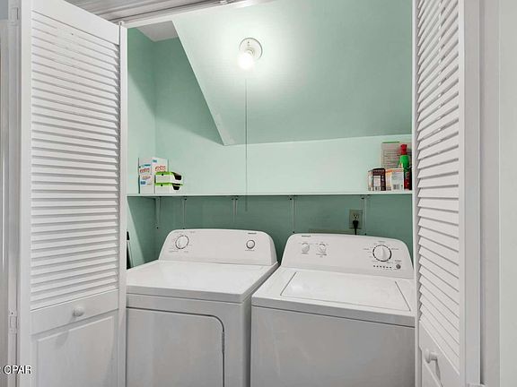 4th image of 632 W Caladium Cir #C