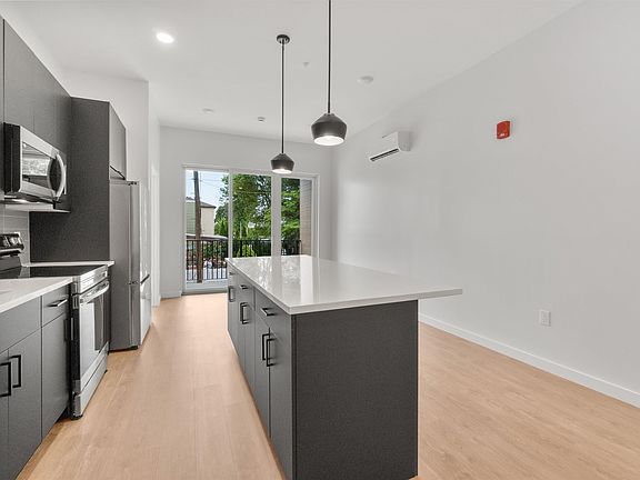 3rd image of 952 Broadway #201R