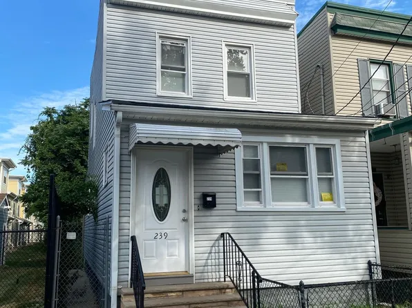 239 Freeman Ave, Jersey City, NJ 07306