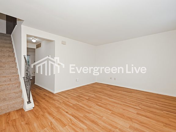 3rd image of 8067 Mount Aetna St