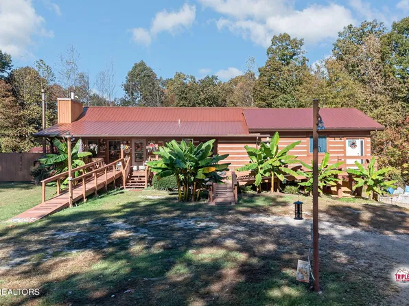 329 B Armstrong Ln, Monterey, TN 38574
