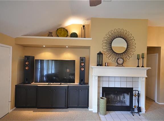5th image of 15822 Saint Lawrence Cir