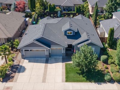 988 Pumpkin Rdg, Eagle Point, OR, 97524