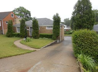 1052 Girard Rd, Pittsburgh, PA 15227