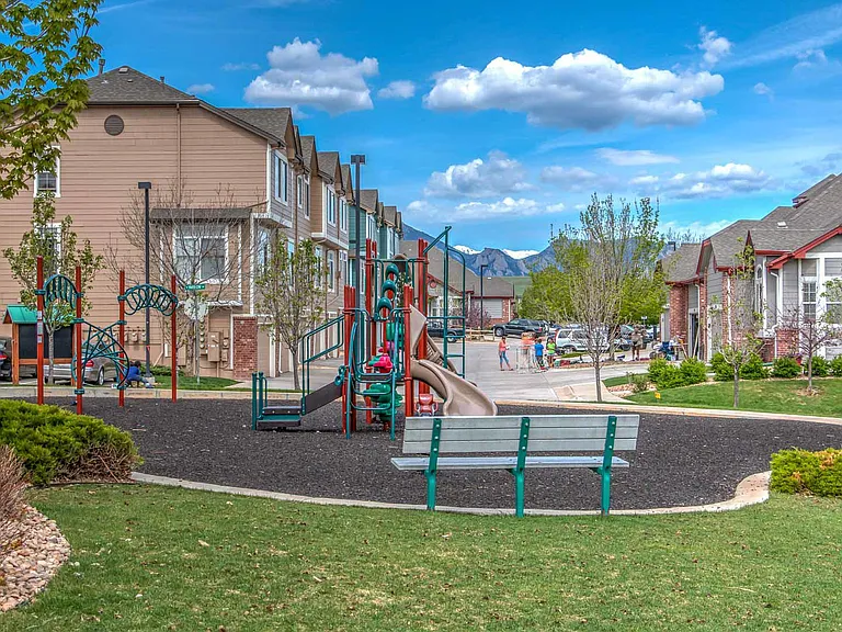 2855 Rock Creek Cir #277 — Photo 30