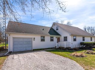 618 Allen Dr, Sweetser, IN 46987
