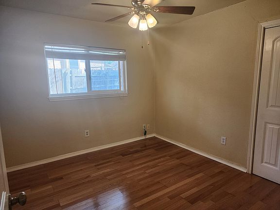 3rd image of 6222 Welles Creek Dr