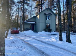 222 Tanglewood Dr, Pocono Pines, PA
