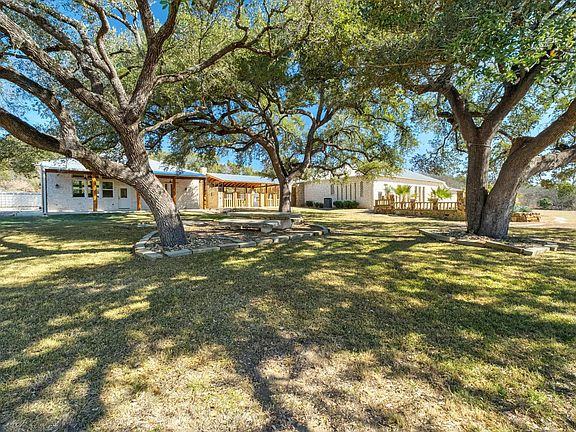 3rd image of 340 Barton Ranch Rd