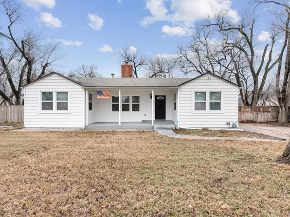 3103 N Park Pl, Wichita, KS 67204