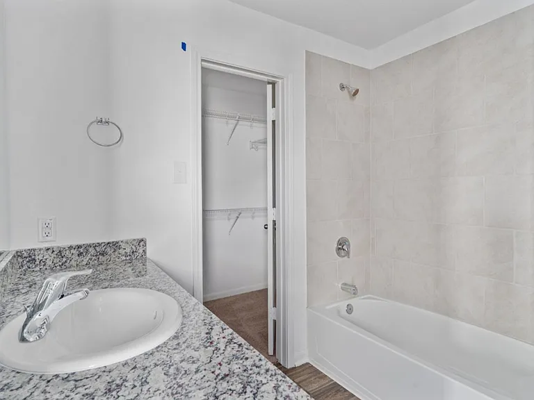 3940 Prairie Crk — Photo 14