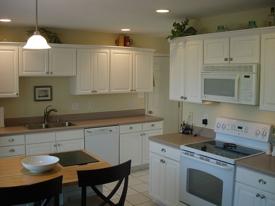 1st image of 2151 Willow Creek Ln