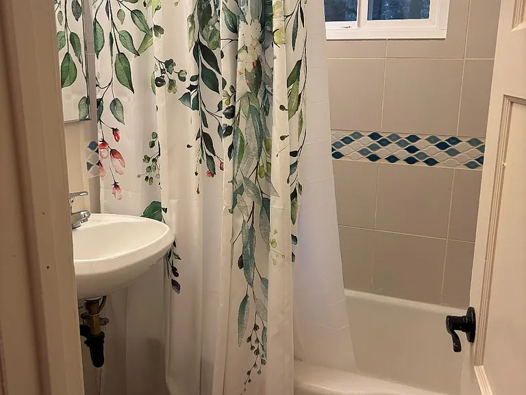 909 Secret Harbor Dr — Photo 11