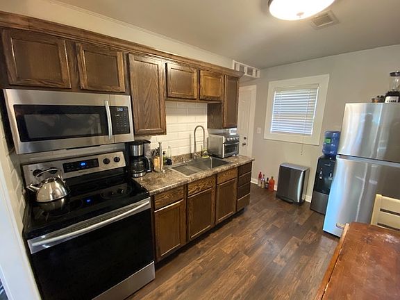 5th image of 2124 Ravenswood Dr