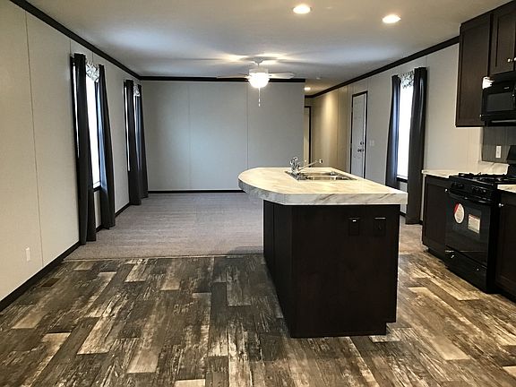 5th image of 2050 Four Seasons Dr #180