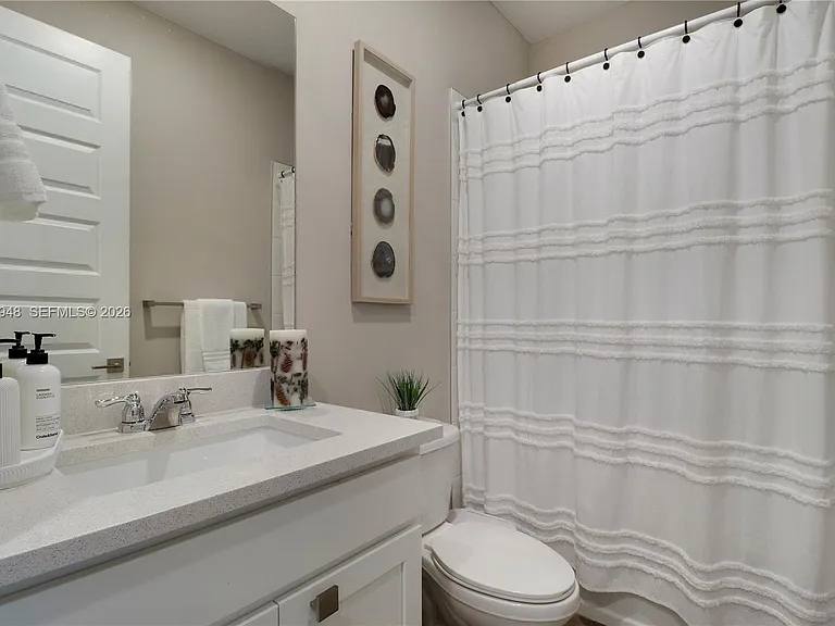 6489 NW Cloverdale Ave — Photo 29
