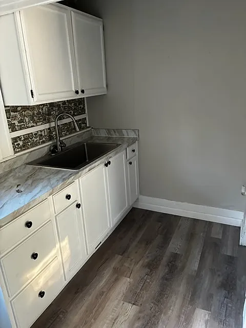 1 bed, 800 sqft, $915 — Photo 2