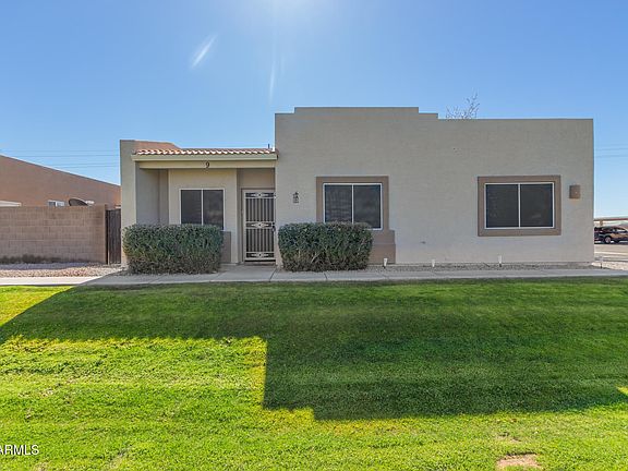 2nd image of 2300 E MAGMA Road #9