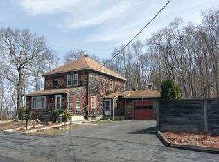 530 Fuller St, Fall River, MA 02721