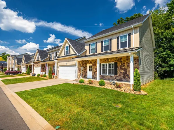 108 Red Oak Ln, Morgantown, WV 26501
