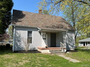 813 Illinois Ave, Collinsville, IL 62234