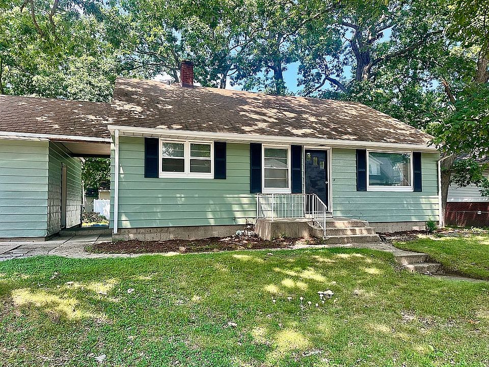 1st image of 412 Vail St