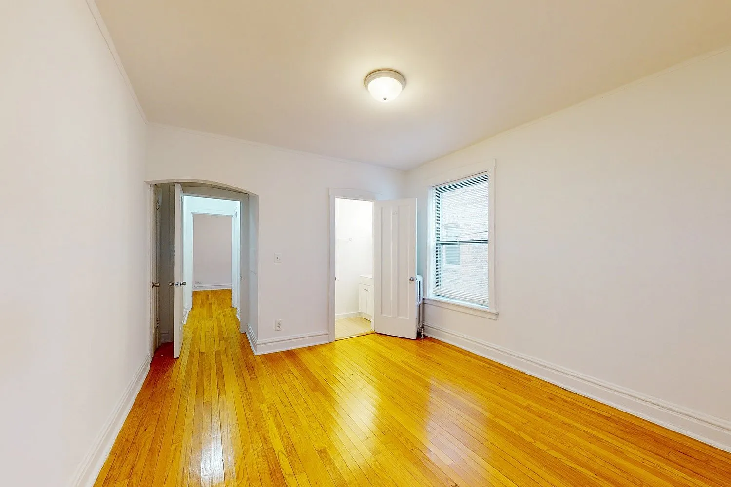 1101 E. Hyde Park Boulevard — Photo 4