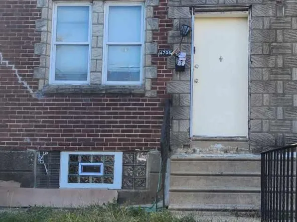 4706 Meridian St, Philadelphia, PA 19136