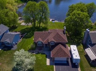 9504 Rosewood Ln N, Maple Grove, MN 55369