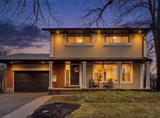 300 Stonybrook Dr, Kitchener, ON