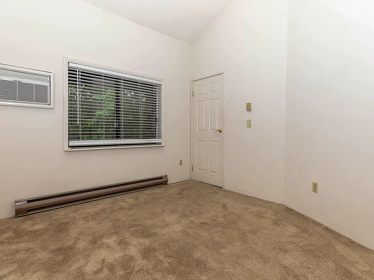 Saratoga Place — Photo 50