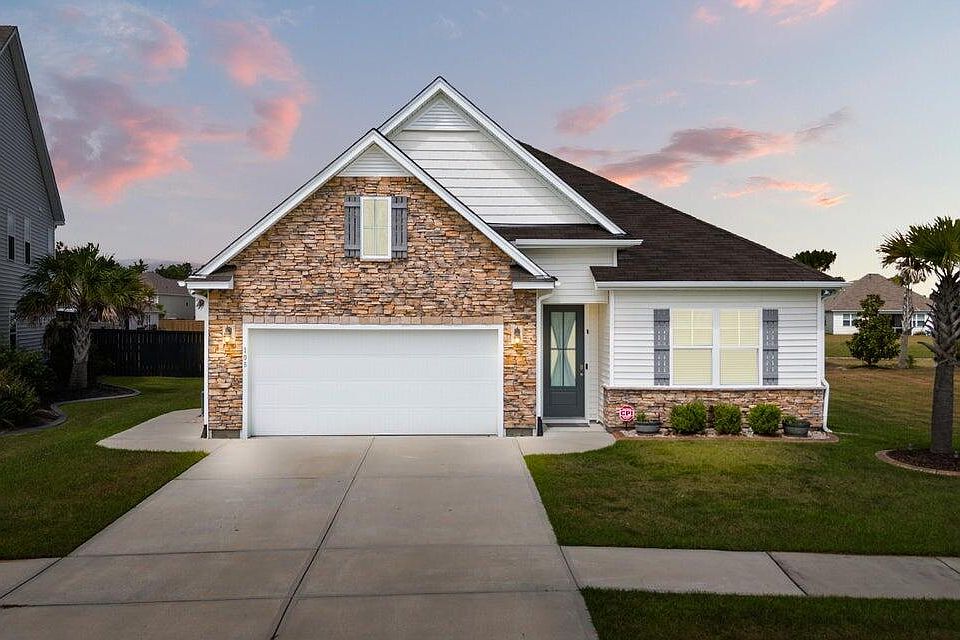 1st image of 108 Delisle Ct