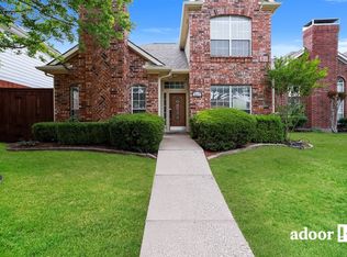 9517 Rodeo Dr, Irving, TX 75063