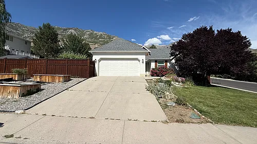1184 N 850 E Photo 1