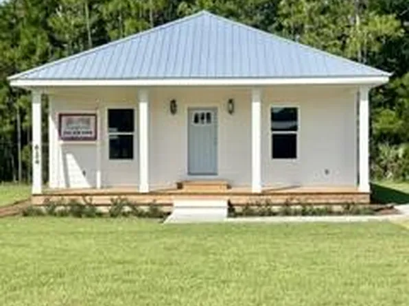 624 Knowles Ave, Port Saint Joe, FL 32456