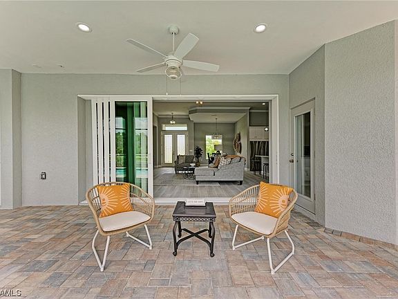 5th image of 2713 NW 41st Ave