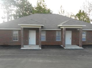 27 Anne St, Hattiesburg, MS 39402