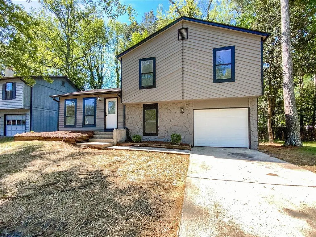 1529 Locust Log Way photo 1