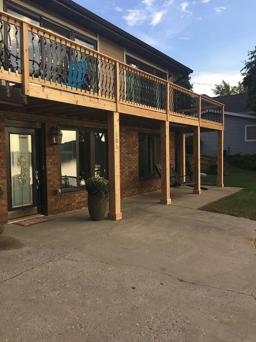 601 Pentecost Hwy photo 1