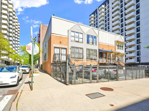 2001 Prospect Avenue image 1 of 11