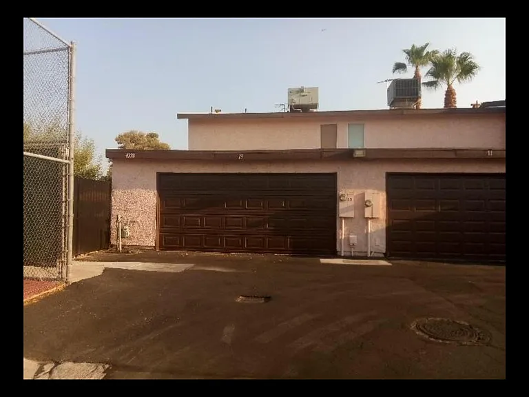 4338 Caliente St #12 — Photo 3