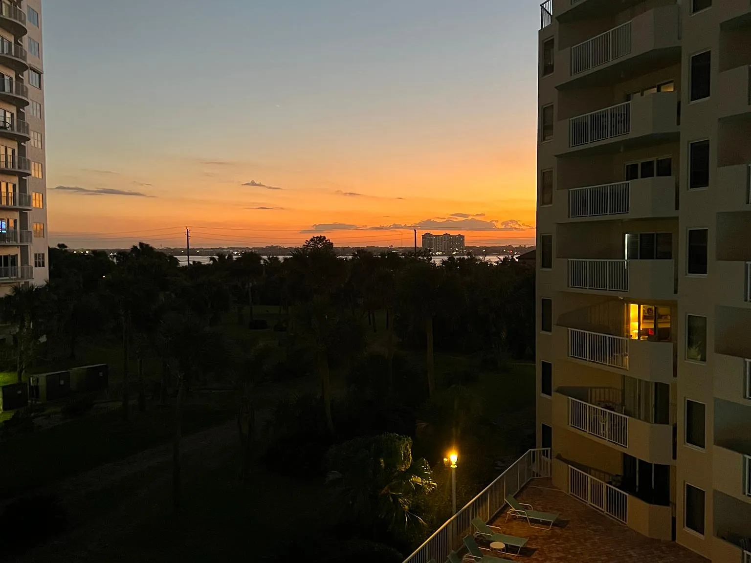 2 bed, 1400 sqft, $1,995 — Photo 2