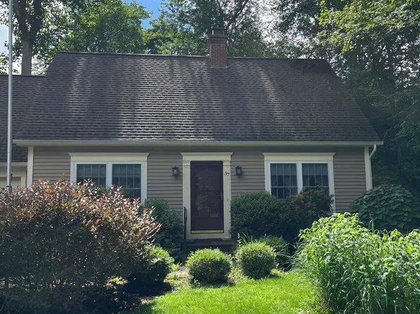 37 Andrews Street, Lebanon, CT 06249