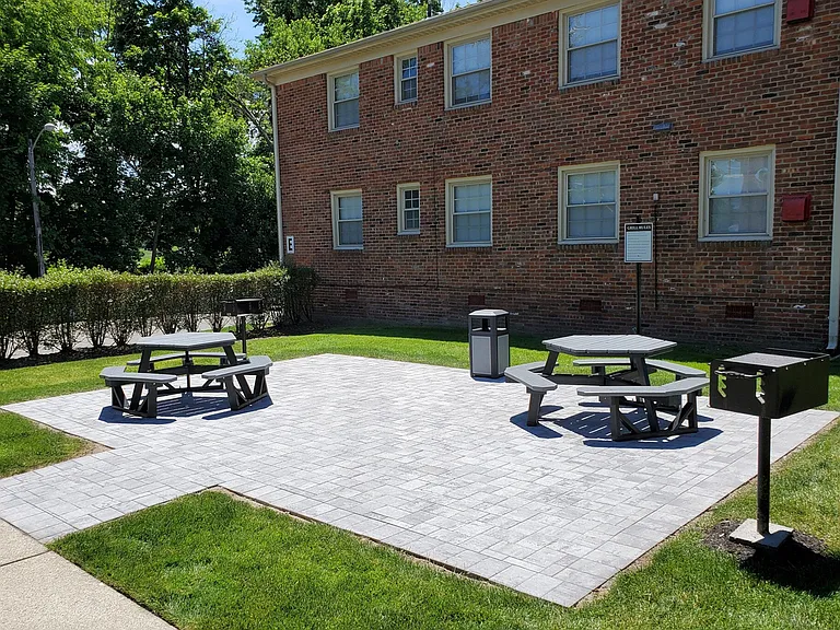 Fairway Gardens — Photo 6
