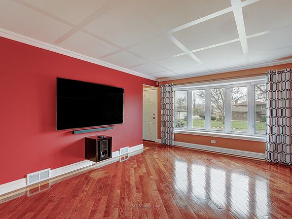 4th image of 7918 W 99th Pl